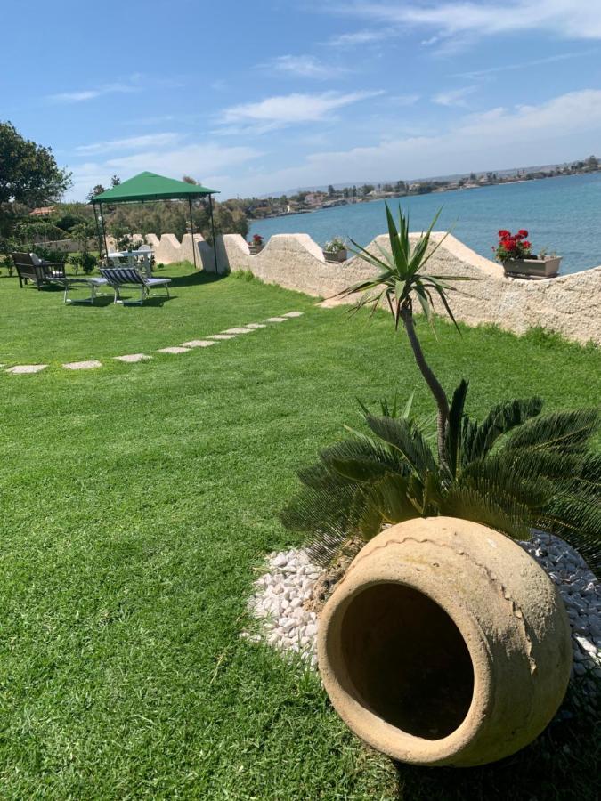 Apartmán Casa Con Piscina E Vista Mare Dal Giardino Fanusa Exteriér fotografie